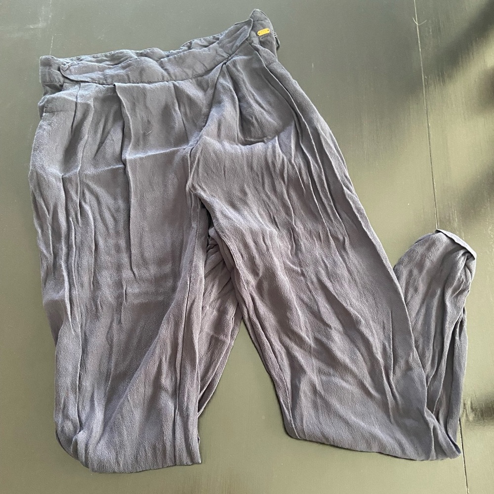 Gray pants - Picture 2 of 2